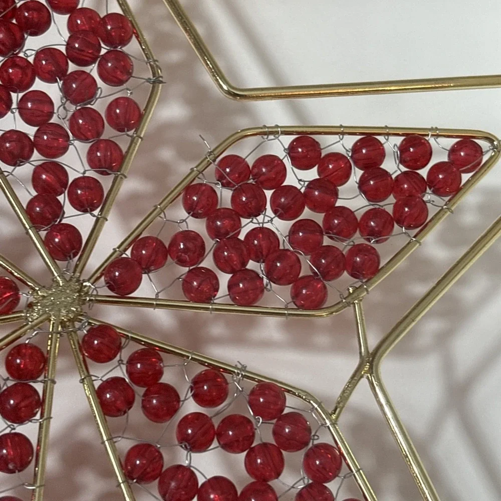 New‎ Tree Topper Gold Star Wire With Red Beads 11